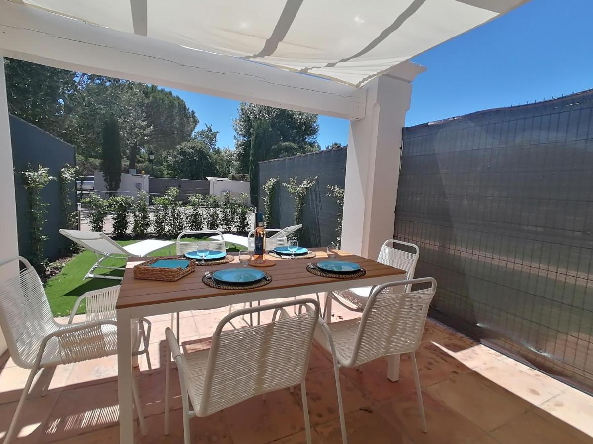 Le Clos De Saint Aygulf Εξωτερικό φωτογραφία